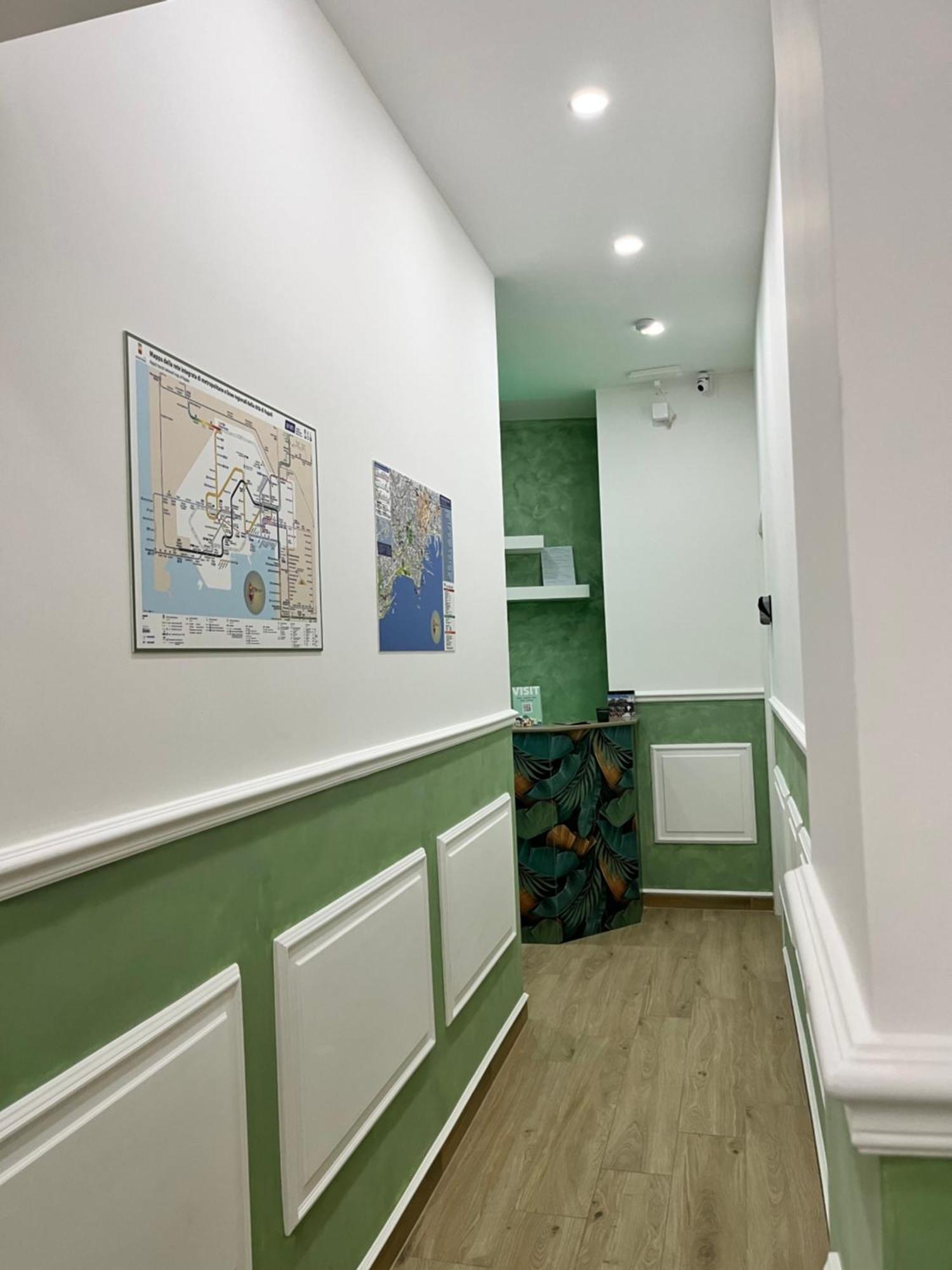 Vpm Rooms Central Train Station Naples Luaran gambar