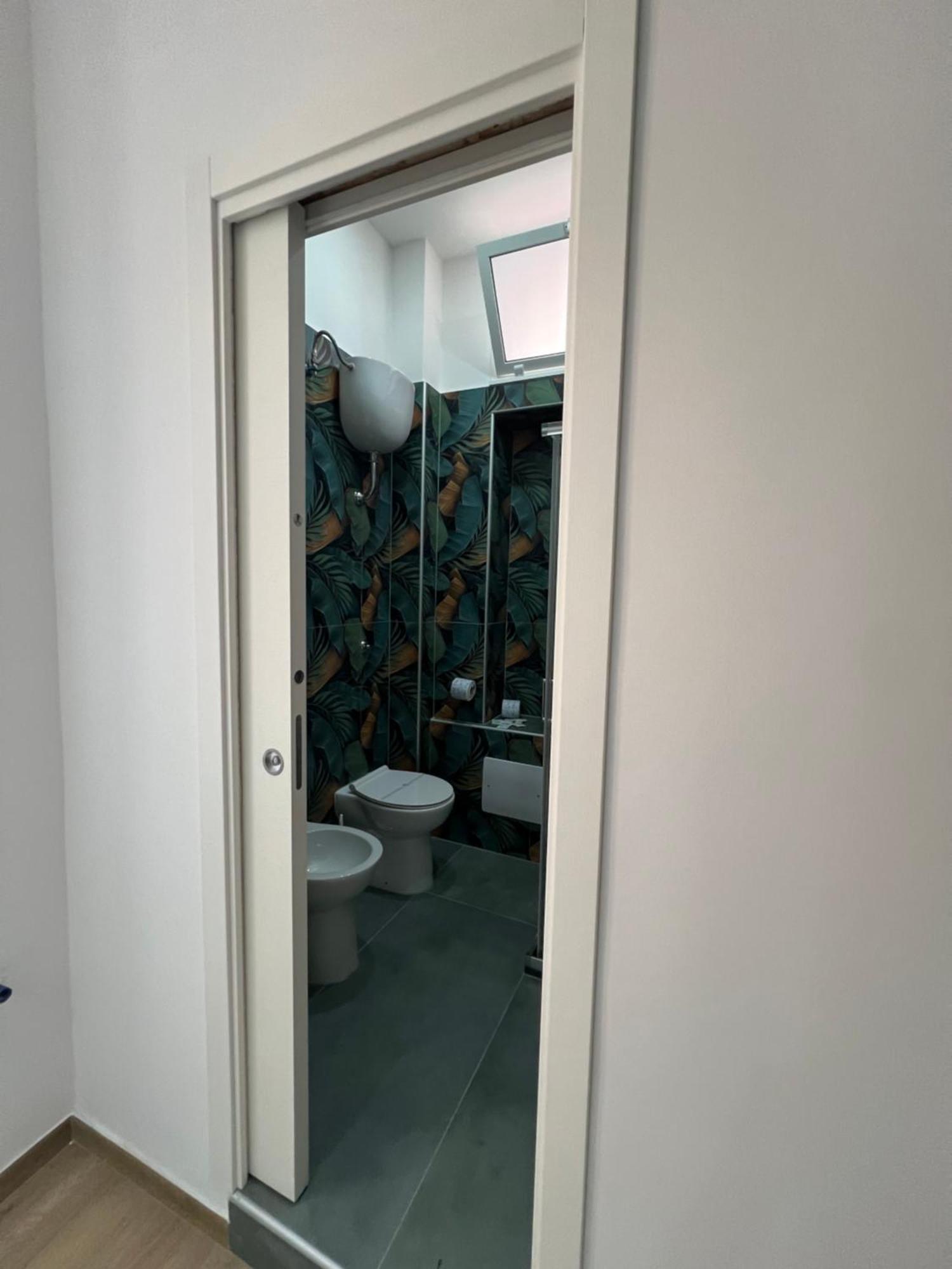 Vpm Rooms Central Train Station Naples Luaran gambar