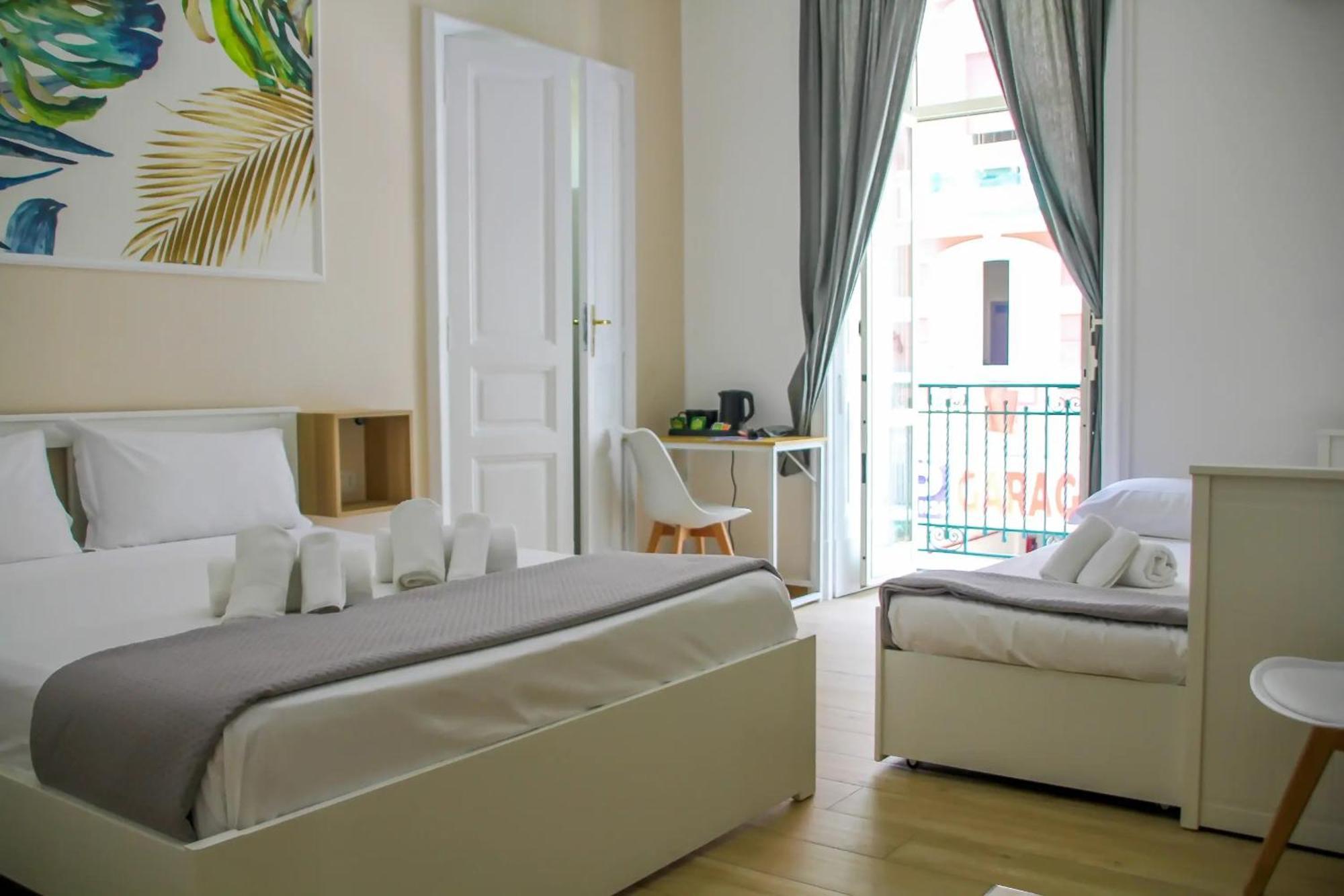Vpm Rooms Central Train Station Naples Luaran gambar
