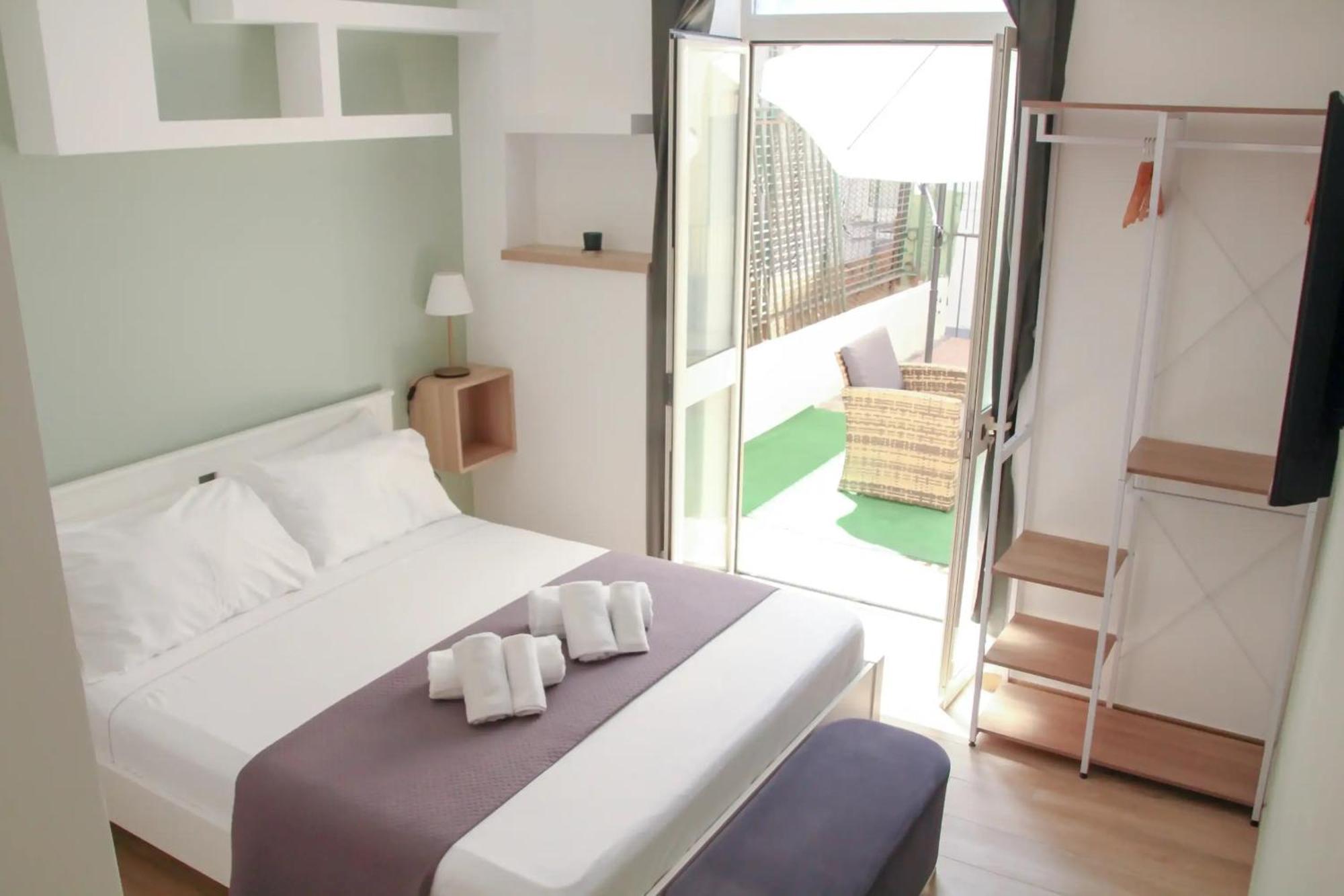 Vpm Rooms Central Train Station Naples Luaran gambar