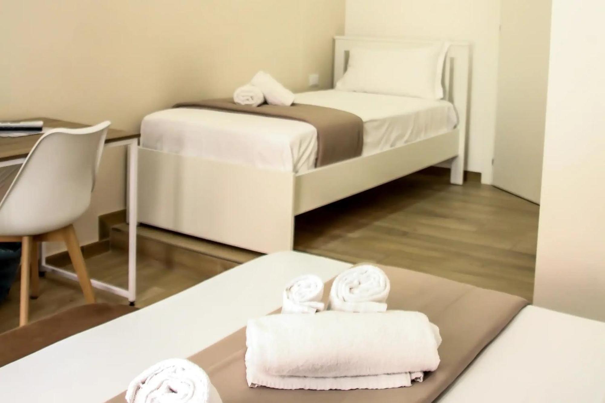 Vpm Rooms Central Train Station Naples Luaran gambar
