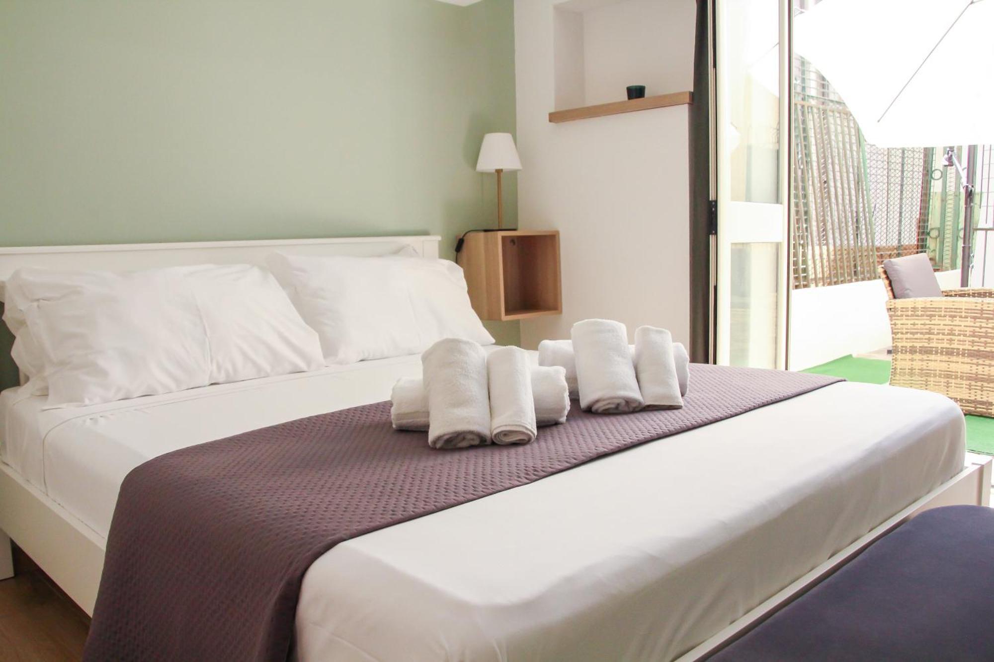 Vpm Rooms Central Train Station Naples Luaran gambar