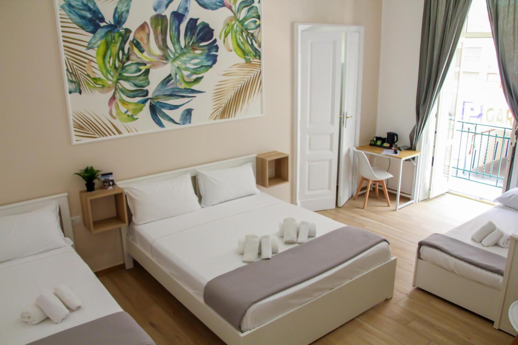 Vpm Rooms Central Train Station Naples Luaran gambar