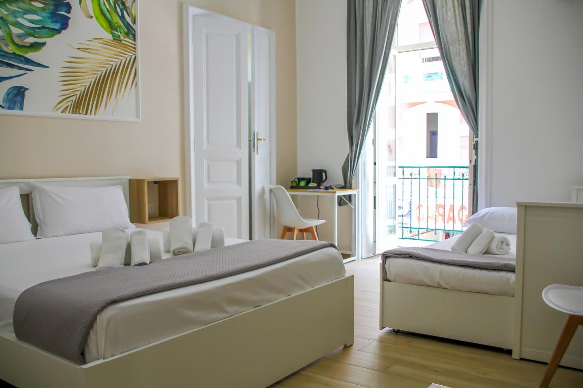 Vpm Rooms Central Train Station Naples Luaran gambar