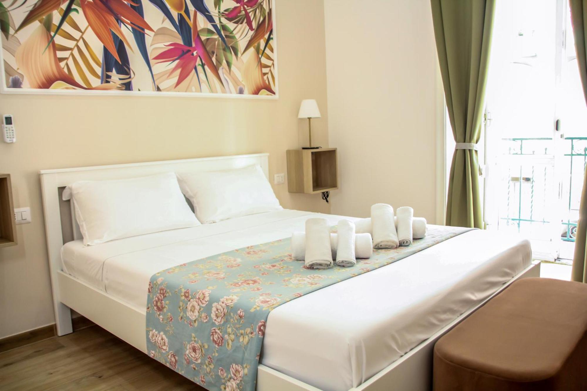 Vpm Rooms Central Train Station Naples Luaran gambar