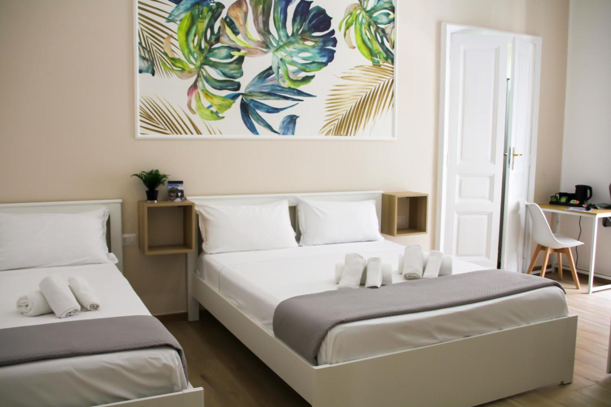 Vpm Rooms Central Train Station Naples Luaran gambar